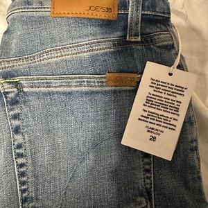 NWWT Joes Jeans ! SUPER CUTE HIGH WAISTED with rips they just done fit me !